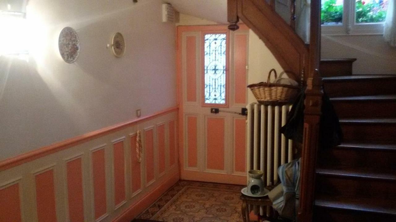 L'Escale Fleurie Bed & Breakfast Vincelles  Exterior photo