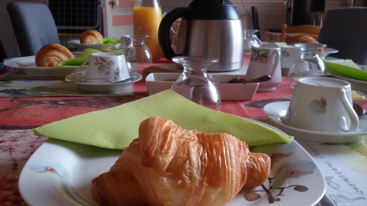 L'Escale Fleurie Bed & Breakfast Vincelles  Exterior photo