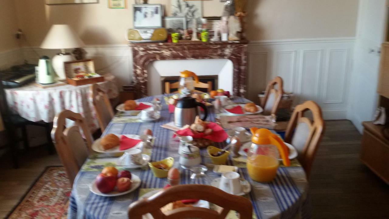 L'Escale Fleurie Bed & Breakfast Vincelles  Exterior photo